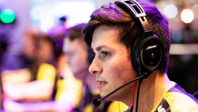 文班亚马+字母哥！13岁天才新星引热议：身高2米11技术全面