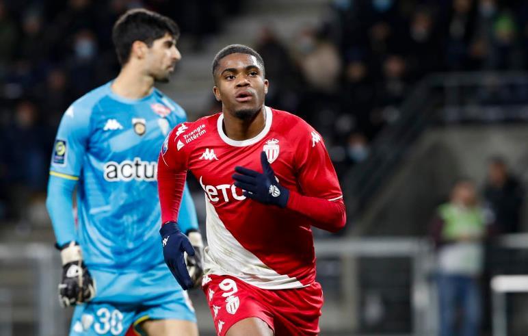 来自多个国 来自多个国